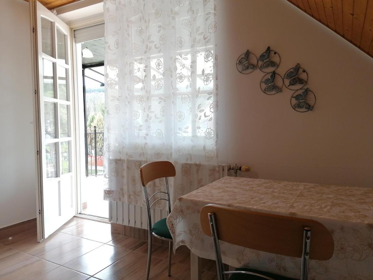 Viola Apartmanhaz Богач Екстер'єр фото