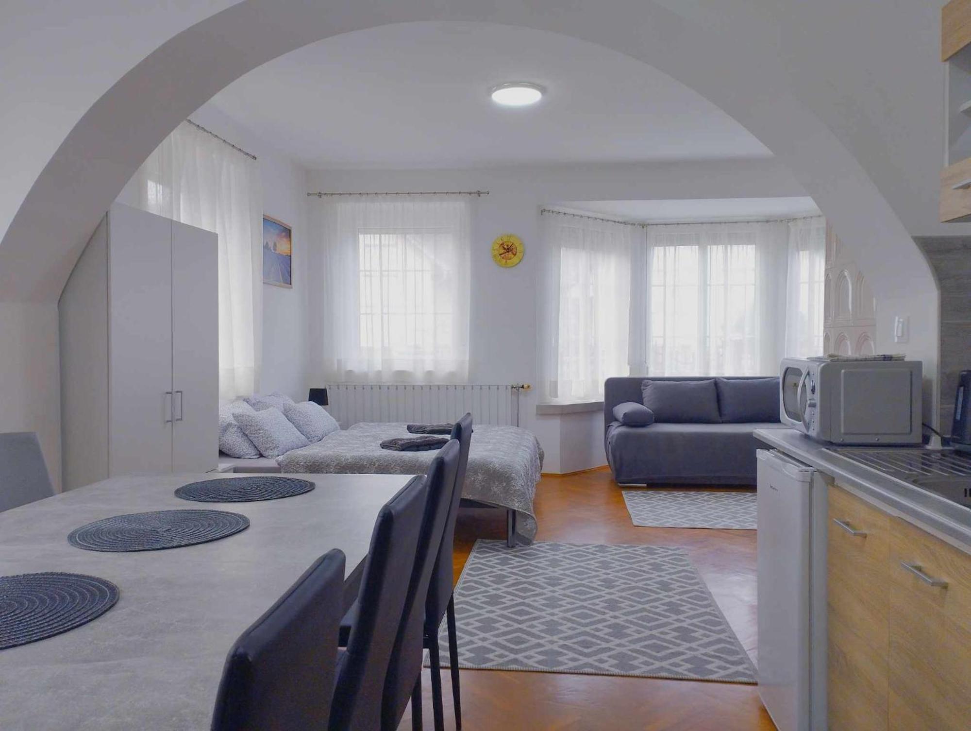 Viola Apartmanhaz Богач Екстер'єр фото