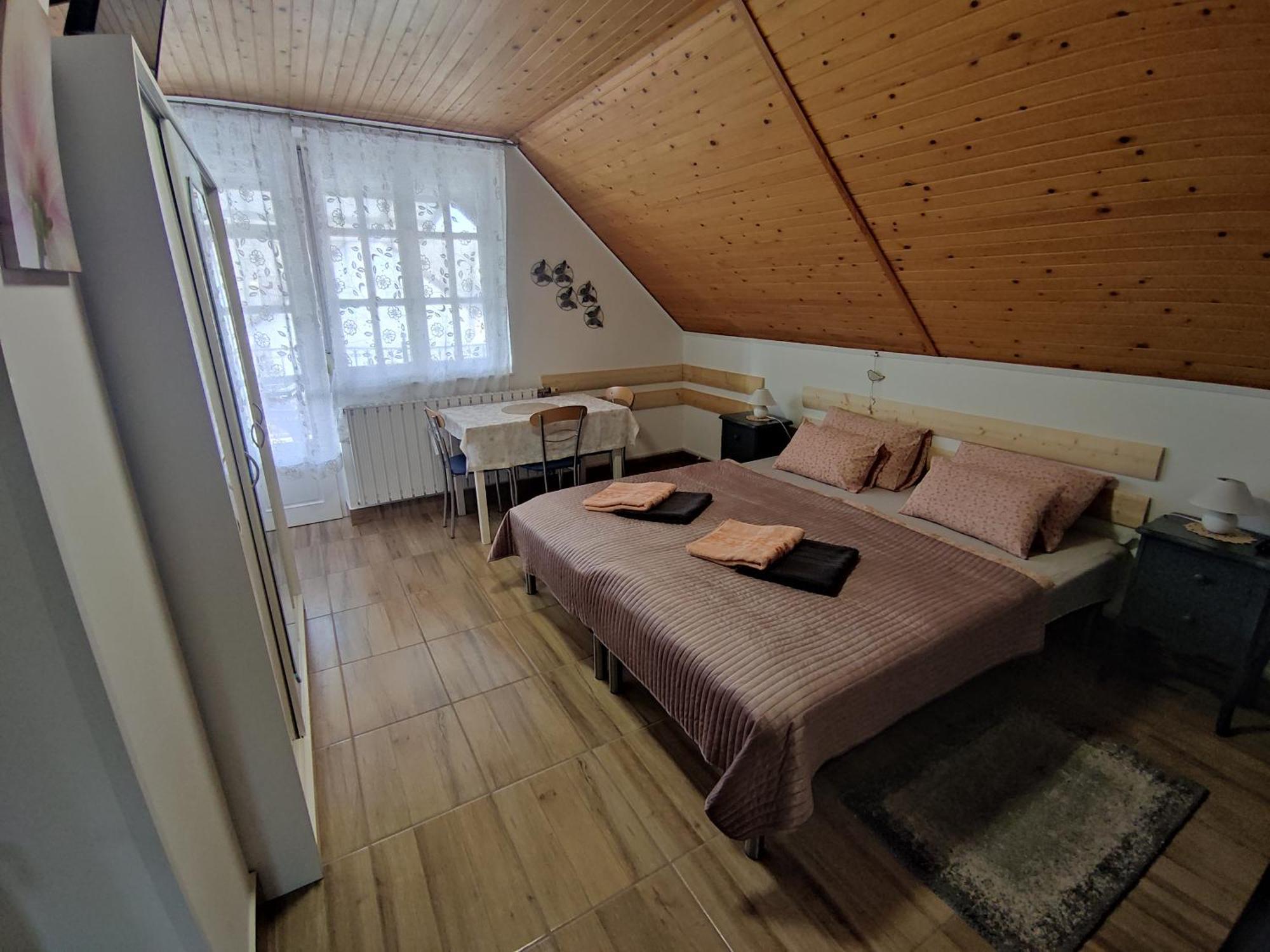 Viola Apartmanhaz Богач Екстер'єр фото