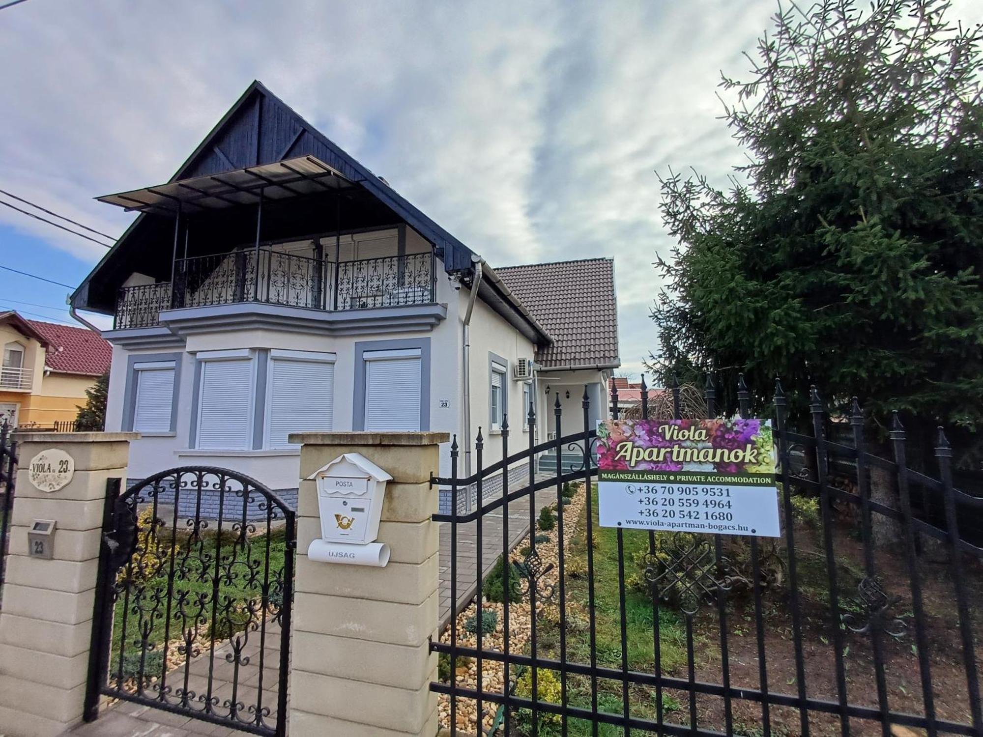 Viola Apartmanhaz Богач Екстер'єр фото