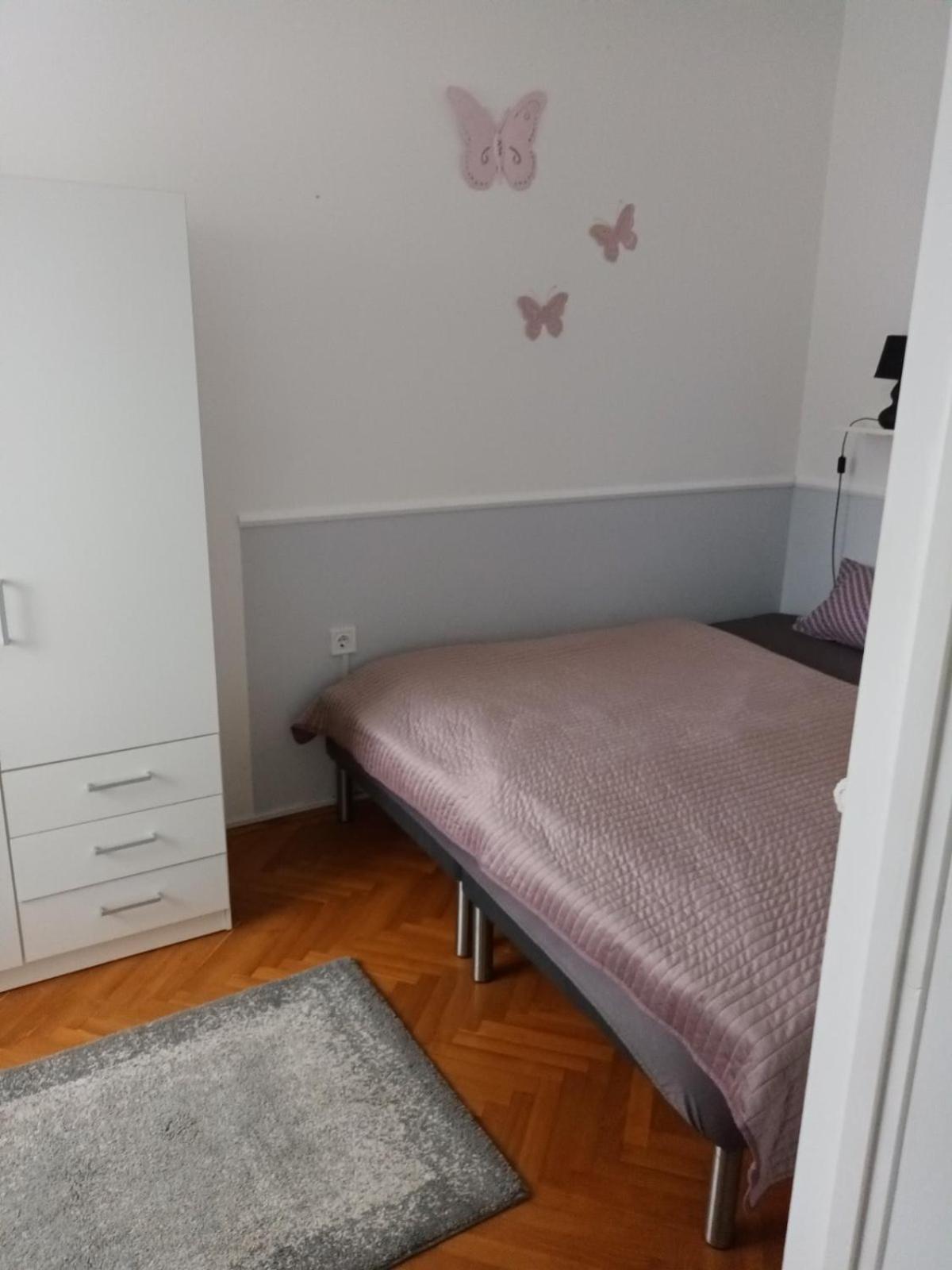 Viola Apartmanhaz Богач Екстер'єр фото